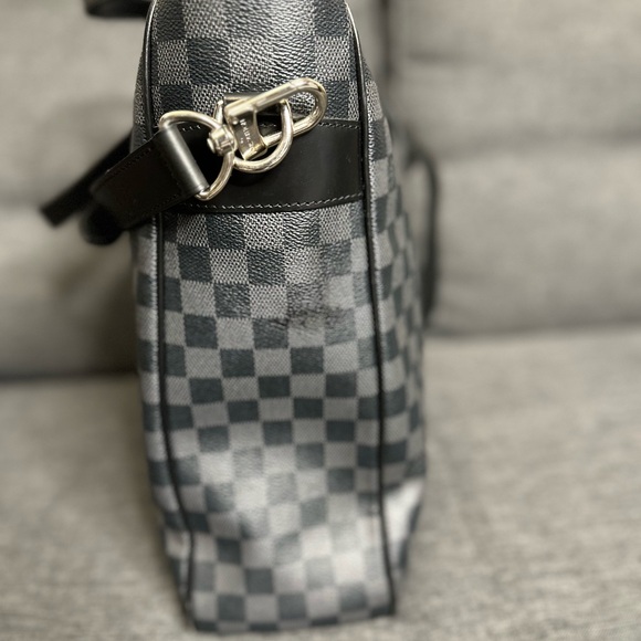 Authentic LV - Picture 2 of 10